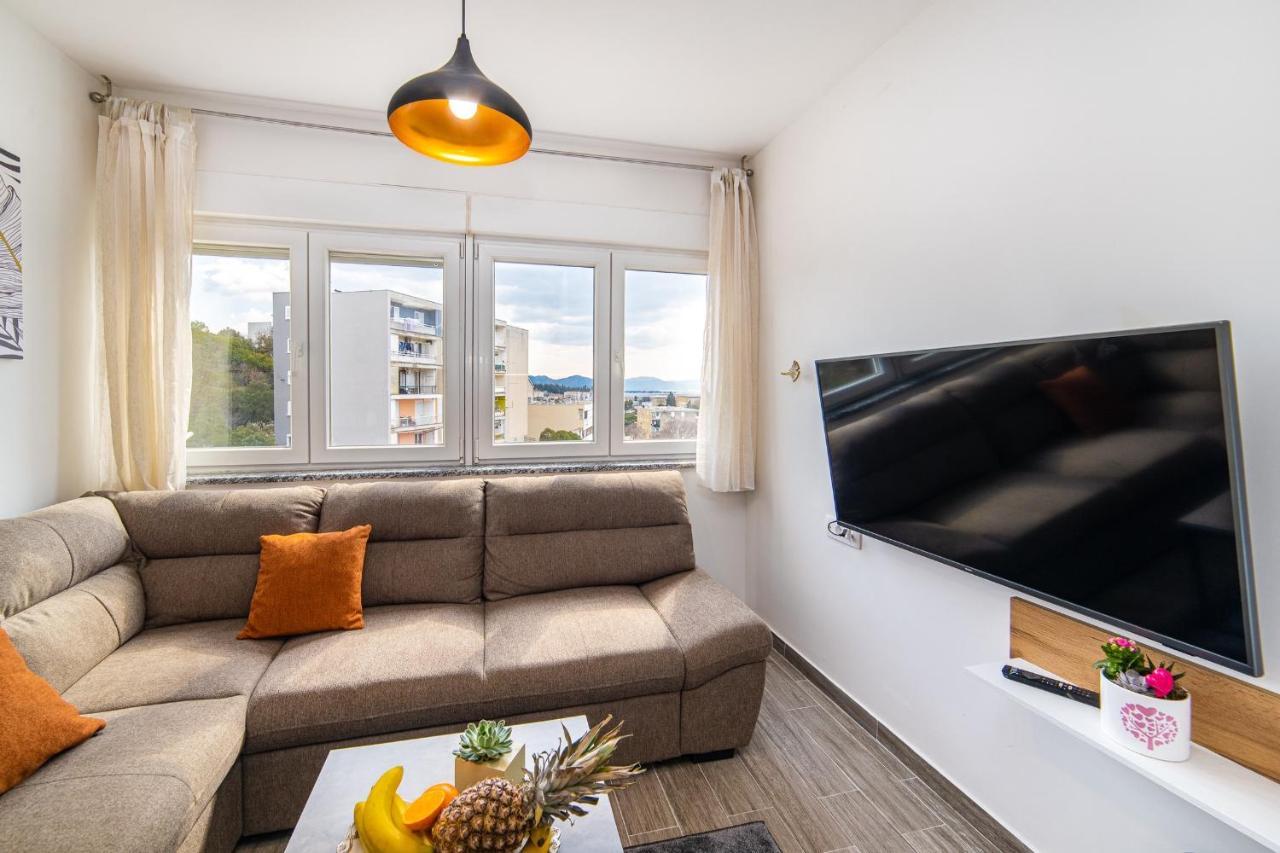 Sunrise Apartament *